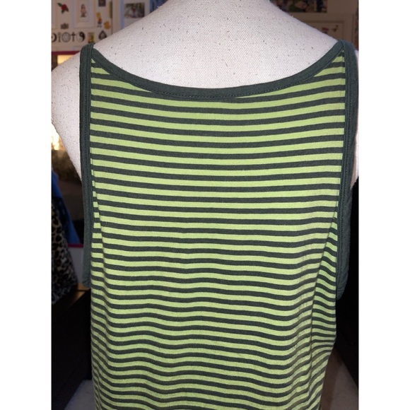 Women’s Green Striped New York & Co. Comfort Zone Tank Top 💚 - Picture 15 of 17